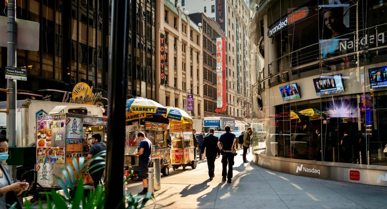 Nasdaq 100 Confirms Bearish Deep Crab Setup